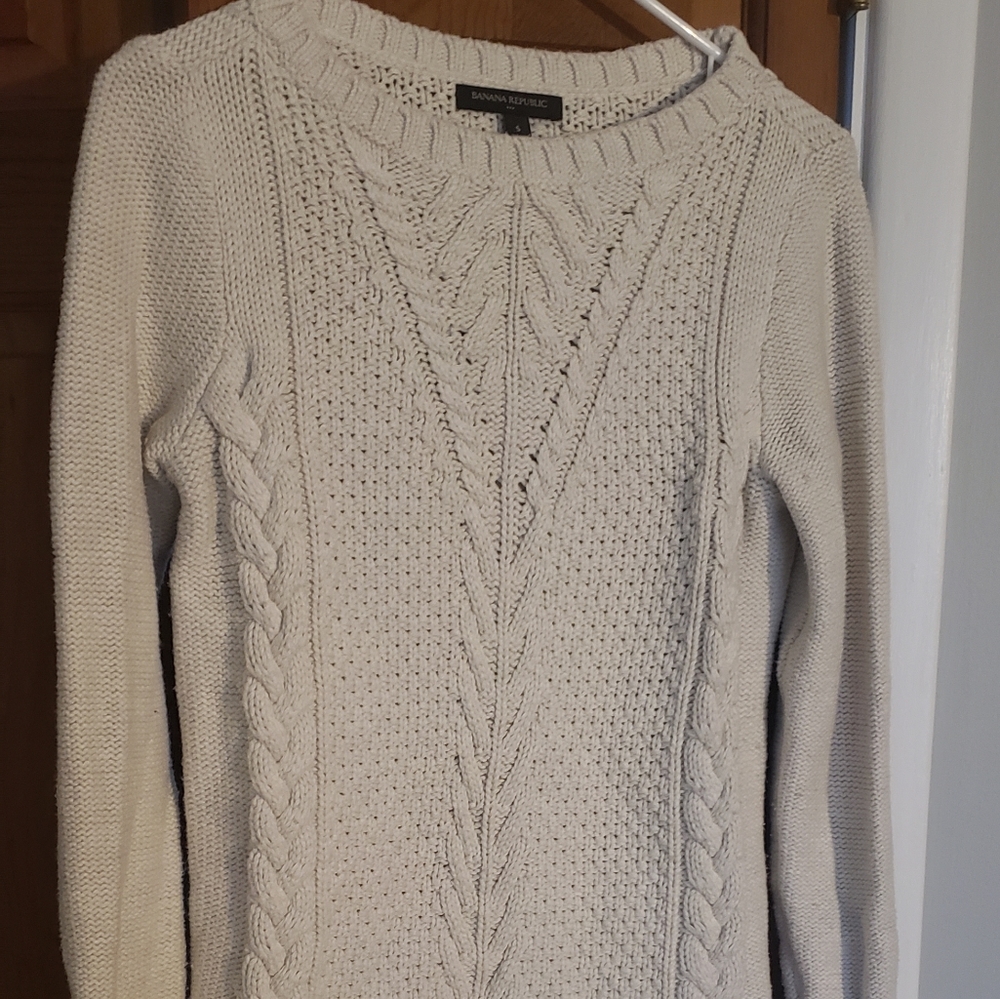 Banana Republic cable knit sweater